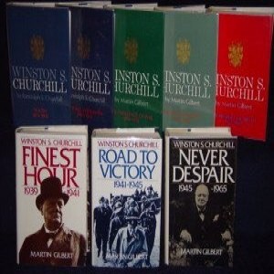  Самой длинной биографией в истории книгопечатания является история жизни британского премьер-министра сэра Уинстона Черчилля. 