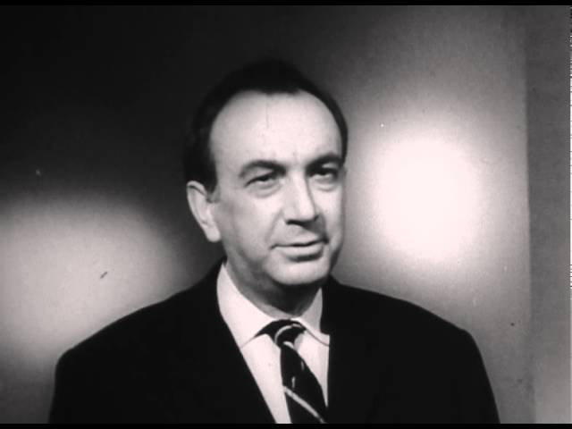 А.БЛОК "Ночь, улица, фонарь, аптека"  Читает В.Ларионов